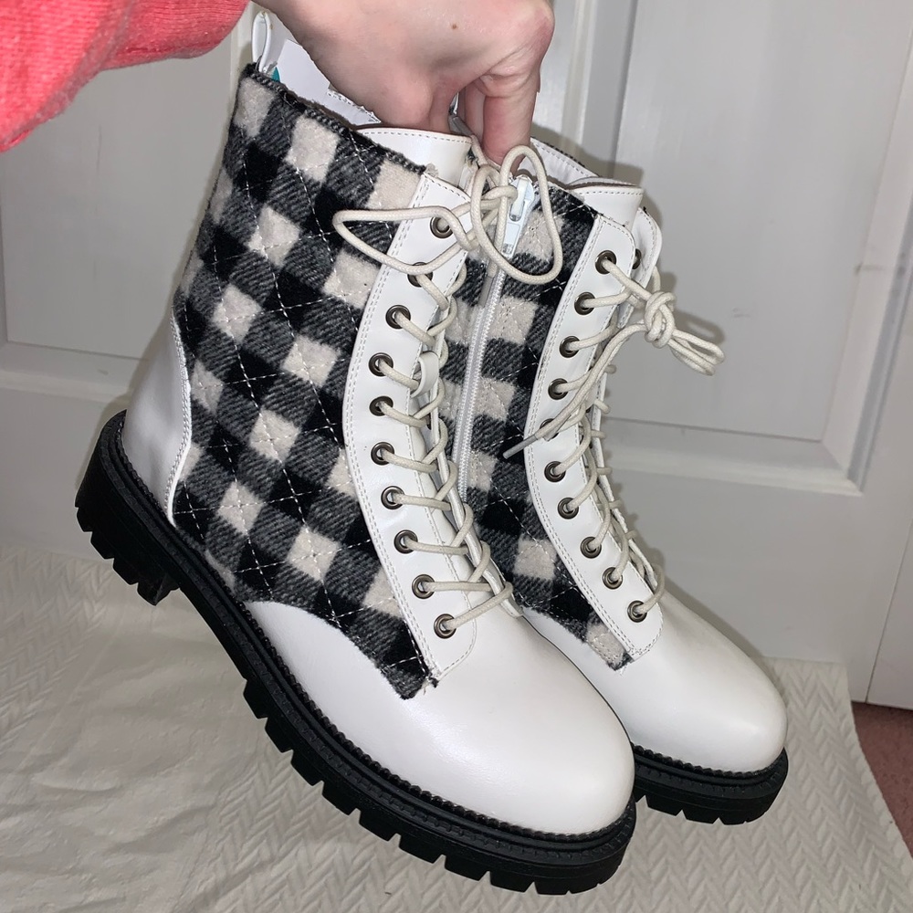 B&W Checkered Combat Boots **NWT